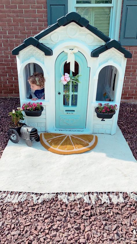 Step 2 Sweetheart Playhouse Makeover, Sweetheart Playhouse Makeover, Kidscraft Playhouse, Plastic Playhouse Makeover, Farm Playground, Playhouse Inspiration, Gingerbread Playhouse, Toy Makeover, Playhouse Diy