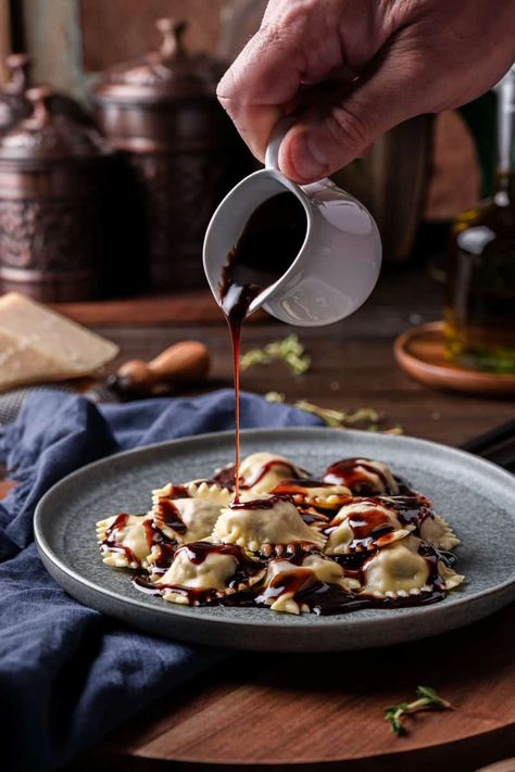 Beef Shank Ravioli with Zinfandel Red Wine Reduction Braised Beef Ravioli, Beef Ravioli Recipe, Pasta With Wine, Italian Meat Dishes, Beef Ragout, Beef Ravioli, Italian Sauces, Red Wine Beef, Italian Dinners