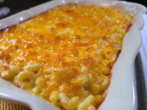 Macaroni And Cheese Bar Toppings, Buttermilk Mac And Cheese, Recipes With Buttermilk, Recipe With Buttermilk, Taco Mac And Cheese, Baked Mac And Cheese Recipe, Taco Soup Crock Pot, Macaroni Cheese Recipes, Cheese Bar