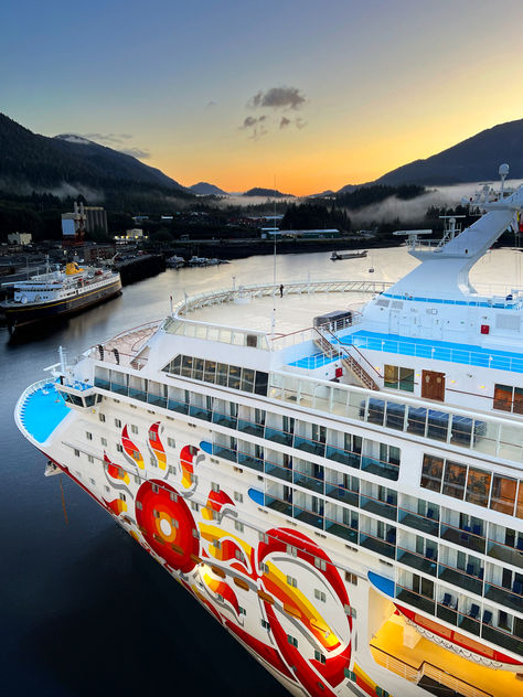 Norwegian Sun Cruise Lines, Alaskan Cruise, Norwegian Cruise Line, Norwegian Cruise, Cruise Deals, Alaska Cruise, T Love, Cruise Line, Cruise Ships