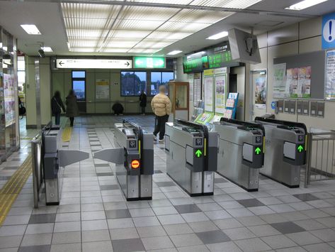 Korean Subway Station, Kuroo Haikyuu, City Layout, New York Subway, Roman Holiday, Nyc Subway, Ny City, House Outside Design, Concrete Jungle