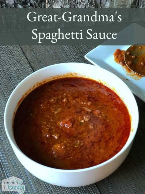 Homemade Spaghetti Sauce Easy, Best Spaghetti Sauce, Homemade Spaghetti Sauce Recipe, Sauce Spaghetti, Best Spaghetti, Spaghetti Sauce Recipe, Homemade Spaghetti Sauce, Homemade Spaghetti, Grandmas Recipes