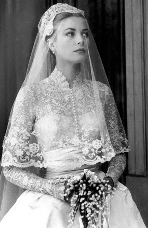 Vestidos Kate Middleton, Grace Kelly Wedding Dress, Old Wedding Photos, Grace Kelly Wedding, Helen Rose, Kate Middleton Dress, Diana Dors, Princess Grace Kelly, Princess Grace