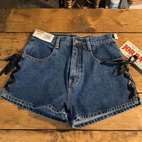 Jordache High Waist Vintage Denim Jean Shorts Nwt Nwt Jordache High Waisted 80/90’s Vintage Shorts . Collect , Alter , Admire . A Piece Of Americana . Super Cute With Lacing Up The Sides . Short Shorts But Not Too Short! Medium Washed. Size 9/10 (Vintage - May Fit Closer To 5/6) Examine Measurements In Pics Carefully. B17 Wide Cuff Jeans, Lace Jean Shorts, Red Denim Jeans, Distressed High Waisted Shorts, Blue High Waisted Jeans, Vintage Jean Shorts, Embellished Shorts, Vintage Mom Jeans, Mom Denim