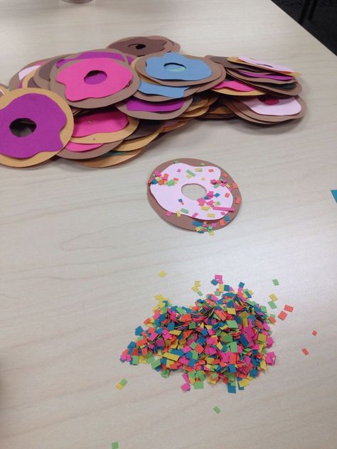 Resident Assistant Door Decs, Doughnut Party, Arts Education Quotes, Interactive Bulletin Boards, Freshman Tips, Res Life, Resident Assistant, Door Decs, Education Science