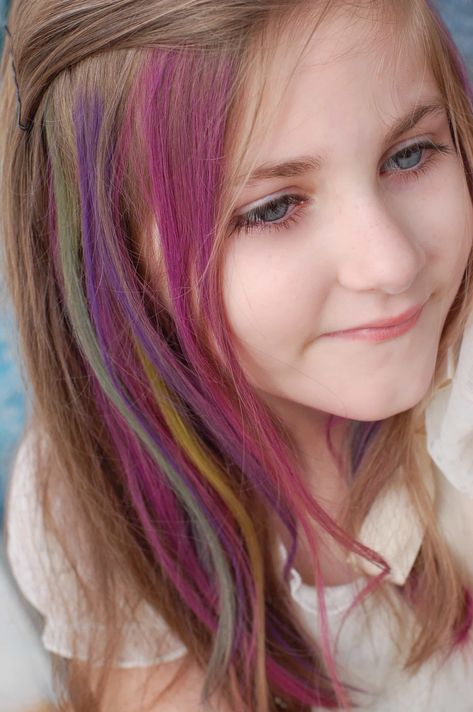 Hair Dye For Kids, Kids Hair Color, Cheveux Oranges, Types Of Hair Color, Girl Hair Colors, Hair Color Crazy, Hair Chalk, Temporary Hair Color, Zooey Deschanel