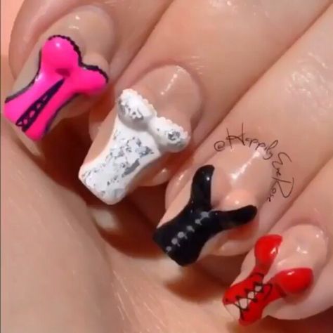 How cool is this 😂😍 😍 tag your friends @Regrann from @happilyeverose -  #eyeblogbeauty #nnailvideox #makeupvideo #makeupvideos  #eyeshadow #srilankanmakeupartist #advertisers #beautyadvertisers #reviewers #beautyreviewers #nails #nailart #nailvideos #nailvideo Corset Nails, Nail Design Glitter, Nails Easter, 3d Nail Art Designs, Art Deco Nails, Nail Art Designs Diy, Crazy Nails, Spring Equinox, Nail Art Videos