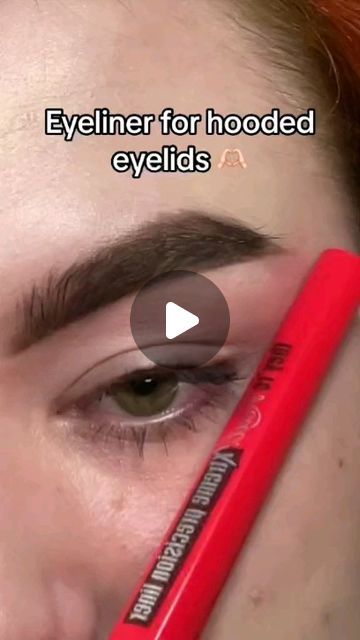 Linda 🦋 on Instagram: "Eyeliner for hooded eyelids >>>  🦋@linda_malla 🦋 -------------------------------- Follow for more videos 🤍  #eyelinertips #makeup #eyelinertutorial#beauty #eyemakeuptutorial #reelmakeup #makeupviral #eyelooks" Eyeliner For Hooded Eyelids, Hooded Eyeliner, Upturned Eyes, Hooded Eyelids, Eyeliner For Hooded Eyes, Eyes Eyeliner, Eye Liner Tricks, Eyeliner Tutorial, Hooded Eyes