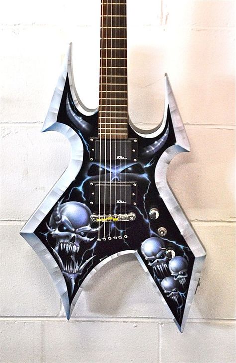 BC Rich Warbeast Violin Images, Unusual Guitars, Electric Guitar Metal, Playing An Instrument, Electric Guitar Art, Crazy Guitars, Dimebag Darrell Guitar, Goth Bass Guitar, Metal Guitars