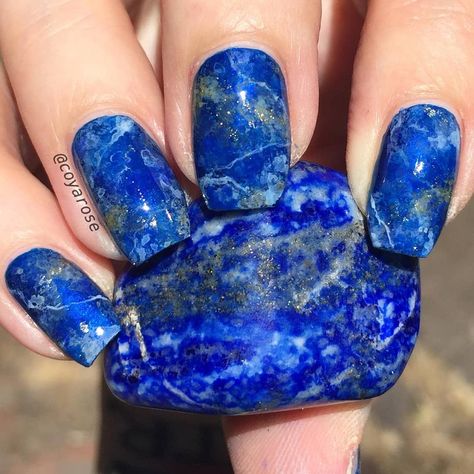 🎉Little Lemuria Beyond🎉 on Instagram: “On Wednesday we wear lapis lazuli , whaaaaaaaa 😍 • What kind of crystal would inspire your nail look? • Nail art by @coyarose 💅 •…” Mens Nails, Hippie Nails, Colorful Nail Art, Nail Jewels, Happy Nails, Nail Pictures, Gem Nails, Crystal Nails, Marble Nails