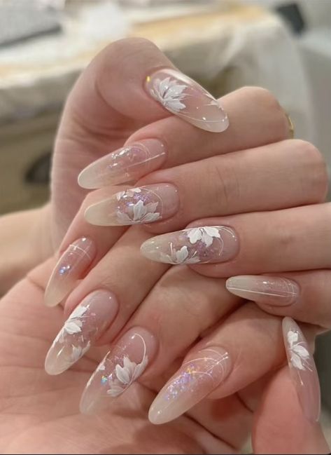 🪷 Chinese Douyin Nails, Nail Douyin, Ring Finger Design, Douyin Nails, Line Nail Art, Asian Nails, Lines On Nails, Girly Acrylic Nails, Blush Nails