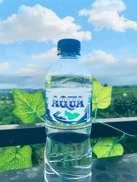 Aqua Botol Aesthetic, Botol Aesthetic, Botol Aqua, Plastic Water Bottle, Water Bottle, Drinks, Water, Quick Saves