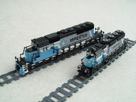 /by Mad physicist #flickr #LEGO #MAERSK #locomotive Lego City Train, Lego Train Tracks, Lego Fire, Lego Train, Lego Ship, Lego Modular, Amazing Lego Creations, Lego Trains, Lego Pictures