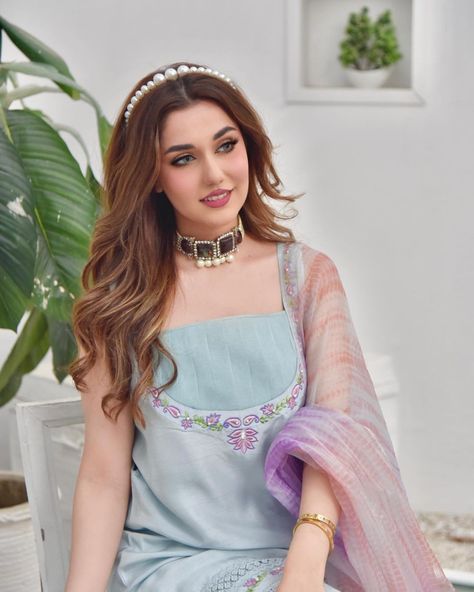 Minahil Ali Wattoo, Eye Enlarging Makeup, Designer Salwar, Designer Salwar Suits, Best Photo Poses, Pakistani Designers, Actress Pics, Pakistani Actress, Korean Beauty