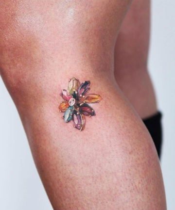 Watercolor Gemstones, Stone Tattoo, Traditional Tattoo Flowers, Gem Tattoo, Jewel Tattoo, Watercolor Collection, Tattoo Videos, Hip Tattoo, Flower Tattoo Designs