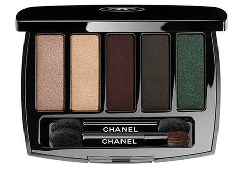 Chanel Libre Numeros Rouge Holiday 2017 Collection Chanel Eyeshadow, Chanel 5, Chanel Cosmetics, Modern Palette, Chanel No 5, Chanel Perfume, Beige Tones, Color Eyeshadow, Chanel Makeup