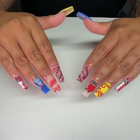 Chucky nails Chuckie Nails, Chucky Nails, Spooky Nails, Mail Art, Nail Tech, Nail Artist, Halloween Nails, Horror Movies, Nail Designs