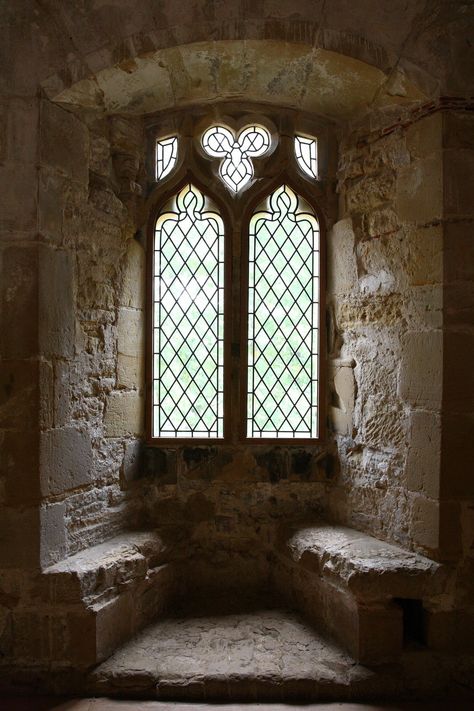 lume-fodobrah:“ Castle Window - Battle Abbey by NickiStock” Foto Scale, Castle Window, Castles Interior, Marauders Dr, Hogwarts Aesthetic, Hogwarts Dr, Beautiful Windows, Gothic Architecture, Medieval Castle