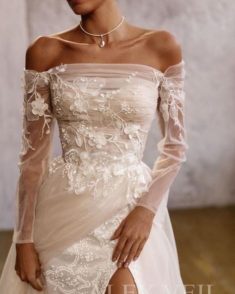 Lovely Annette from the One collection!🌺 #alexveil_official #wedding #weddingday #weddingdress #weddinggown #weddingideas #weddingstyle… | Instagram Bride Dress With Sleeves, Sheer Soeeve Wedding Dress, Vintage Style Wedding Dress, Wedding Dress Vintage, Off-shoulder Wedding Dress With Sheer Sleeves, Vintage Wedding Dresses, Alena Leena Wedding Dress, Vintage Wedding Dress, Armeria Alena Leena Bridal