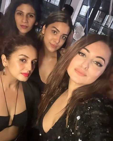 And here are the first pictures from Sonakshi Sinha's Bachelorette party 🖤🔥 @aslisona . . . . Follow @wishnwed for more such celebrity wedding Photos #wishnwed #sonakshisinha #zaheerkhan #shatrughansinha #bollywoodfashion #bollywoodshaadi #bollywood #bachelorettepartyinvitation #bachelorette #bacheloretteparty #celebrityfashion #celebritywedding #blackdress #Bridesmaids #indianbridesmaid #trending #reels #viral #anantradhika #anantradhikaprewedding [ Sonakshi Sinha, Bollywood, trend... Wedding Celebrity, Celebrity Wedding Photos, Trending Reels, Celebrity Wedding, Sonakshi Sinha, Bollywood Wedding, Bachelorette Party Invitations, Bollywood Fashion, Celebrity Weddings