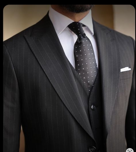 Best Wedding Suits For Men, Black Three Piece Suit, Best Wedding Suits, Mens 3 Piece Suits, Suit Supply, Blazer Outfits Men, Black Suit Men, Formal Men, Vintage Menswear