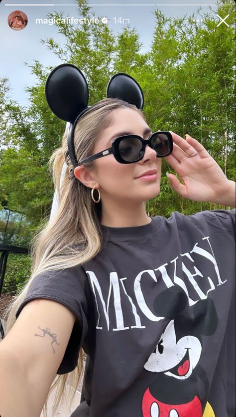 Disney mickey outfit | black sunglasses | mickey ears Mickey Disney Outfit, Disney Ears Outfits Women, Black Disney Outfits, Mickey Ears Hairstyle, Disney Ears Aesthetic, Minnie Ears Outfit, Disneyland Hairstyles With Ears, Mickey Ears Outfit, Disney Hairstyles With Ears