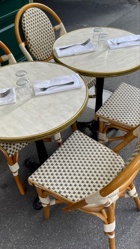 Bistro Aesthetic, Cafe Tables And Chairs, Barista Aesthetic, French Style Interior Design, Boho Restaurant, Rock Patio, Teracotta Pots, Parisian Bistro Chairs, French Bistro Table