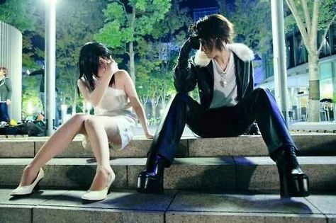 Squall and Rinoa cosplay Rinoa Cosplay, Insane Cosplay, Squall Rinoa, Squall X Rinoa, Squall And Rinoa, Squall Leonhart, Final Fantasy Funny, Couple Cosplay, Grunge Couple