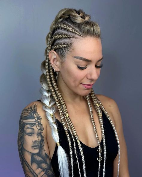 Glamorous Side Braid Hairstyles Rock Braided Hairstyles, Burning Man Braids, Long Hair Styles Braids, Braids For White Women, Synthetic Dreads Hairstyles, Game Day Looks, Creative Braids, Braided Pony, Long Stitch