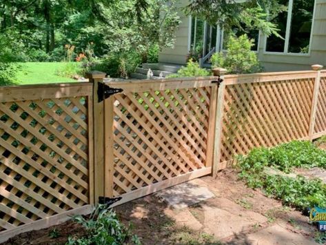 Lattice Fencing Ideas Diy, Lattice Fence Panels, Fence Planning, Cedar Paneling, Wood Fences, Fence Doors, Fence Designs, Lattice Fence, Fence Styles