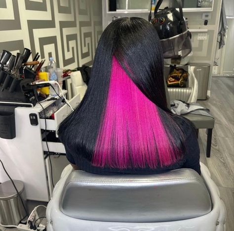 Hair Stripes, Puffy Hair, Pressed Natural Hair, Skunk Stripe, Silk Press Natural Hair, Pink Hair Dye, Girl Hair Colors, Feed In Braids Hairstyles, Quick Weave Hairstyles