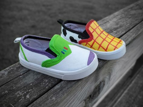 Woody And Buzz Painted Shoes, Toy Story Shoes Diy, Toy Story Painted Shoes, Toy Story Birthday Outfit For Boys, Toy Story Birthday Outfit, Iconic Best Friends, Toy Story Painting, Toy Story Diy, Toy Story Shoes