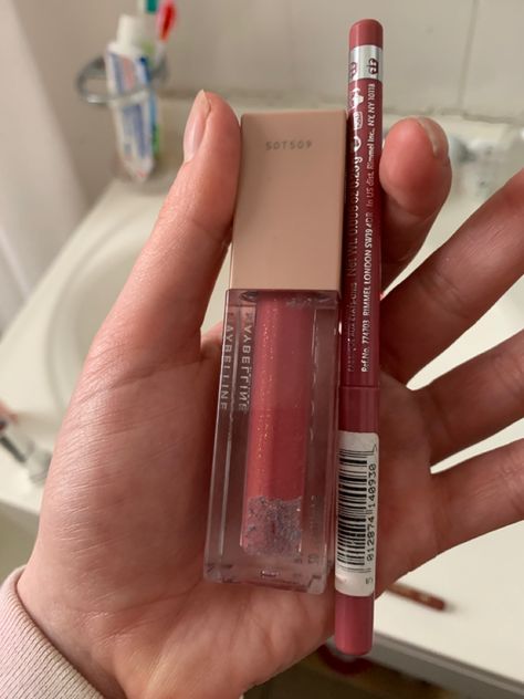 Maybelline Lifter Gloss, The Life I Want, Maybelline Lifter, Lifter Gloss, Life I Want, Makeup Accesories, Makeup Tut, Pinterest Makeup, Fancy Makeup