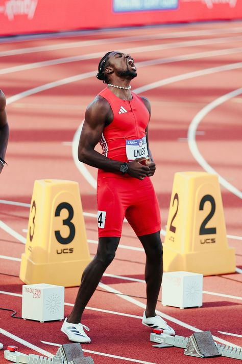 Noah Lyles 🥇 100 metres 🥇 200 metres • 2024 U.S. Olympic Team Trials (Eugene) Noah Lyles Wallpaper, Track Wallpapers, Cold Pics, Lyle Crocodile, Noah Lyles, Badass Pictures, Sports Mix, Olympics 2024, Paris Olympics