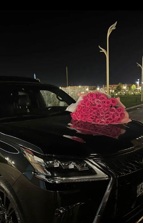 Dream Cars Lexus, Lexus Lx 570, Pink Flower Bouquet, Lexus Lx570, Luxurious Cars, Car Wall Art, Nothing But Flowers, Flower Therapy, Classy Cars