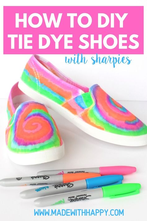 How to Tie Dye Shoes with Sharpies Diy Tie Dye Shoes, Sharpie Tie Dye, Mickey Mouse Crafts, Dye Shoes, Tie Dye Shoes, Fun Tie, How To Dye Shoes, White Canvas Shoes, Summer Camp Crafts