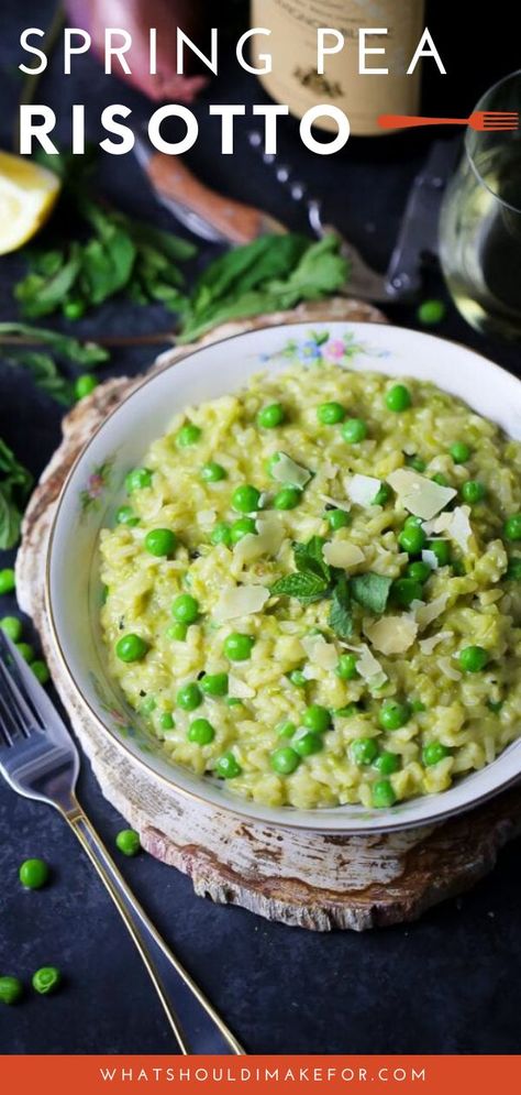 Risotto Recipes Peas, Green Pea Risotto, Spring Pea Recipes, Pea Risotto Recipes, Vegetarian Risotto Recipes, Risotto Peas, Side Foods, Spring Risotto, Pea Risotto