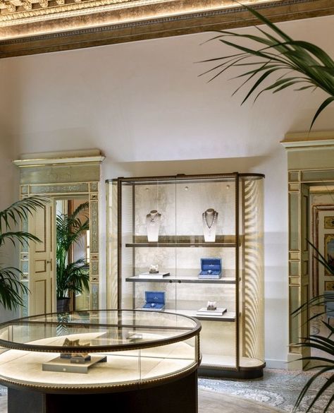 Interior designer Chahan Minassian has overseen a masterful restoration and expansion of the Buccellati jewellery and silverware store at Palazzo Gravazzi, Via Montenapoleone 23, Milan. Minassian was tasked by the Buccellati family to create a private, elegant and refined new space on the property’s first floor that would honour the building’s neoclassicism while remaining sensitive to the 100-year-old jewellery and silverware Maison’s historical identity.⁠ ⁠ Read more in the link in bio. Chahan Minassian, Milan Store, Buccellati Jewelry, Look Wallpaper, Beauty Technology, Retail Lighting, Wallpaper Magazine, New Space, Global Design