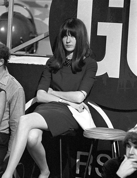 Cathy McGowan Cathy Mcgowan, Swinging London, Mary Quant, 60s Mod, Famous Women, Fireplace, London, The Originals, Quick Saves