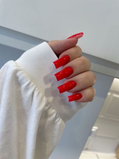 Glossy Red Nails, Plain Acrylic Nails, Long Red Nails, Coffin Nails Ombre, Acrylic Nails Nude, Red Acrylic Nails, Simple Acrylic Nails, Nail Fashion, Red Nail