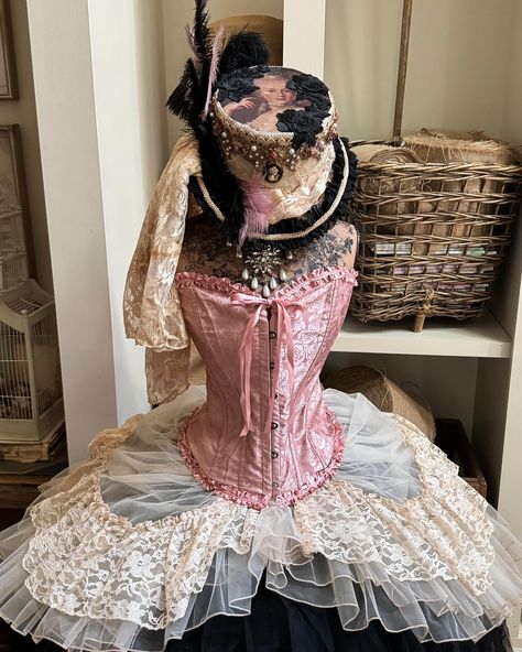 Find a variety of Marie Antoinette inspired items in our webshop now at www.fernandtwig.com! #baroque #rocococore #rococo #victorianfashion #embellish #embellished #embellishedbrocante #corset #oneofakind #handmade #tophat #vintagedressform #dressform #dressform #potrait #marieantoinette #shabbystyle #costume #dressup #neutral #neutralstyle #webshop #frenchdecor #frenchstyle #frenchinspired #layers #royal #queen #brocante Marie Antoinette Corset, Rococo Corset, Vintage Dress Form, Pretty Halloween Costumes, Shabby Style, Stylist Tattoos, Dress Form, Neutral Fashion, French Inspired