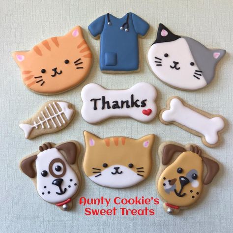 Cookies Decoradas, Sugar Cookie Royal Icing, Paint Cookies, Cat Cookies, Fondant Animals, Dog Cookies, Cookie Frosting, Creative Cookies, Animal Cookies