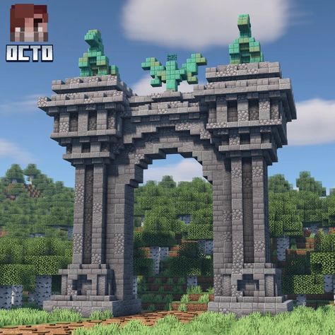 Minecraft Castle Archway, Minecraft Arch Way Designs, Minecraft Big Entrance Ideas, Minecraft Building Entrance, Minecraft Archway Design Ideas, Minecraft Gladiator Arena, Minecraft Gate Entrance Ideas, Greek Style Minecraft Builds, Minecraft Canal City