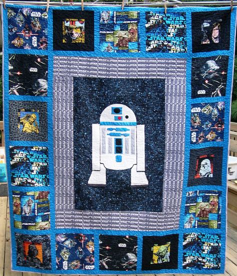 Baby Boy Blankets Sewing, Novelty Quilts, Quilt Pattern Ideas, Superhero Quilt, Themed Quilts, Star Wars Quilt, Disney Quilt, Star Wars Crafts, Star Wars Droids