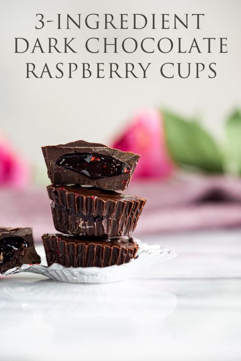 Chocolate Raspberry Cups, Cottage Recipes, Dark Chocolate Raspberry, Raspberry Desserts, Raspberry Cookies, Christmas Foods, Chocolate Cups, Bakery Recipes, Fun Treats