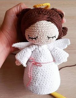 PATRONES AMIGURUMI GRATIS: PATRON GRATIS ANGEL AMIGURUMI 43941 Crochet Angels, Angel Christmas Tree Topper, Xmas Elf, Crochet Xmas, Crochet Amigurumi Free Patterns, Crochet Amigurumi Free, Godmother Gifts, Crochet Motifs, Crochet Keychain