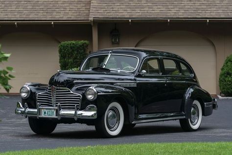 Classic Buick Cars, Buick Sedan, 1941 Buick, Buick Cars, American Auto, Classic Vehicles, Old Classic Cars, Car Stuff, Classic Trucks