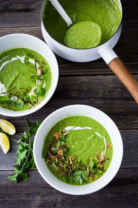 A simple delicious recipe for Thai Broccoli Soup with Coconut Milk - bursting with authentic Thai flavors. Make from scratch in 40 mins! Vegan & Gluten Free. | www.feastingathom... Thai Broccoli, Soup With Coconut Milk, Pudding Chia, Coconut Milk Soup, Broccoli Soup Recipes, Make From Scratch, Vegetarian Soup Recipes, Vegan Fish, Green Soup