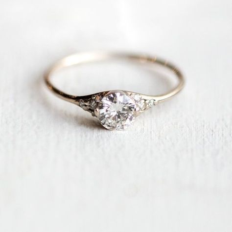 15 Perfectly Delicate Engagement Rings For The Low-Key Bride #engagement #wedding #ring Delicate Engagement Ring, Rose Gold Engagement Ring Vintage, Antique Engagement Ring, Simple Engagement Rings, Wedding Rings Vintage, Blue Nile, Vintage Engagement, Delicate Rings, Rings Simple