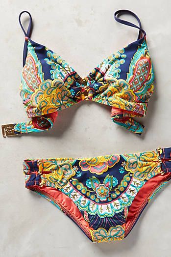 Beach Outfit Boho, Cowgirl Beach, Outfit Boho, Johnny Bravo, Styles Ideas, Estilo Hippie, Cute Swimsuits, Summer Suits, Nanette Lepore